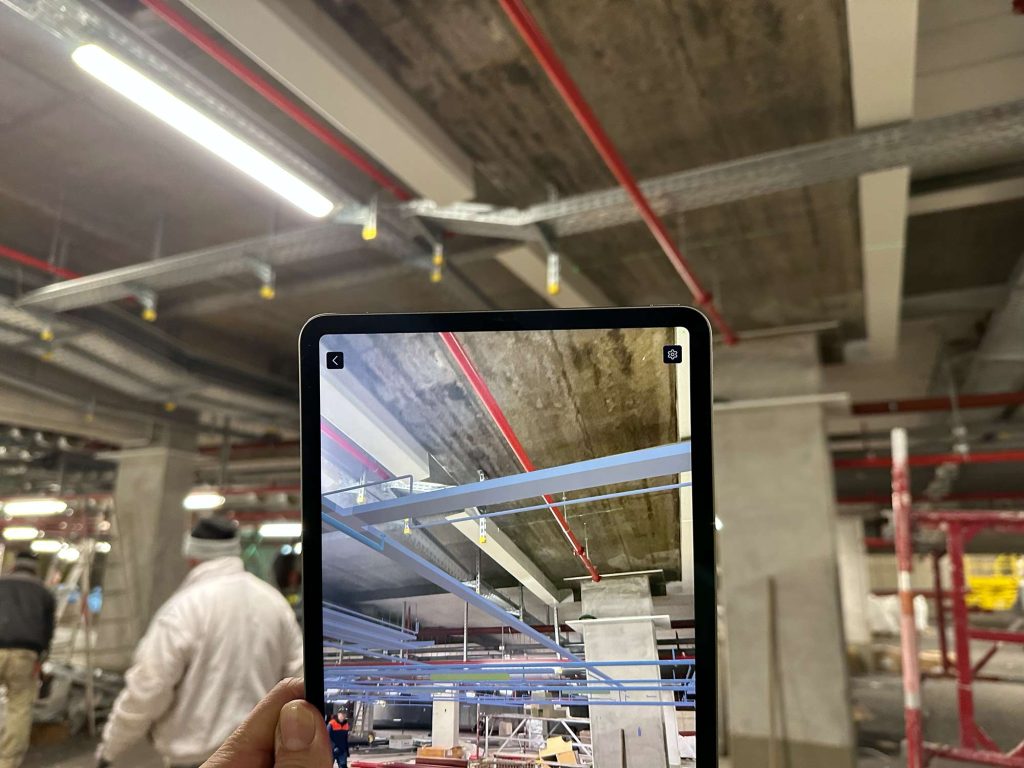 AR-Explorer-Bau Abgleich mit Planung macht Änderungen sichtbar